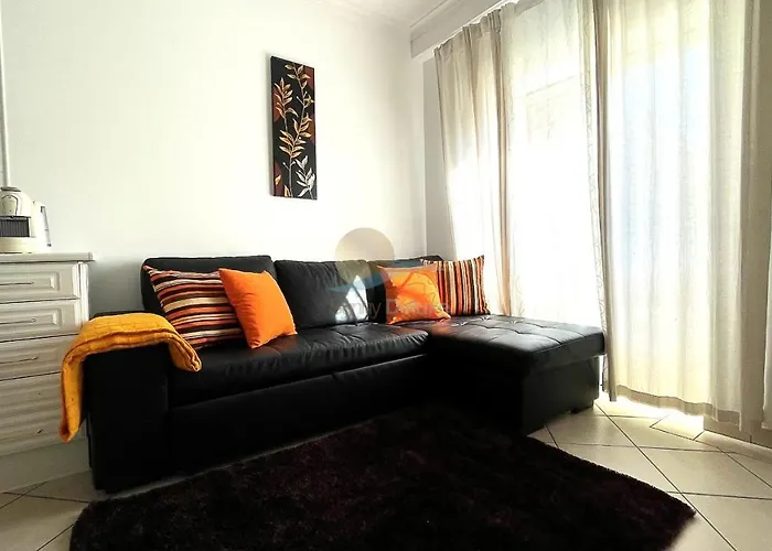 Da Oura By Sunny Deluxe 阿尔布费拉