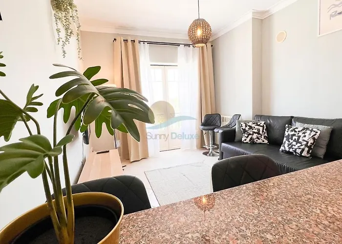 Da Oura By Sunny Deluxe * 阿尔布费拉